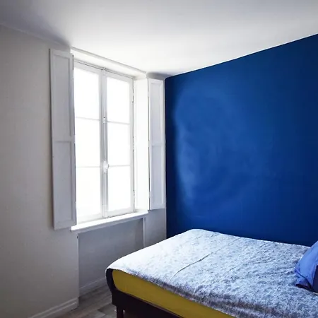 ベッド・アンド・ブレックファスト Art